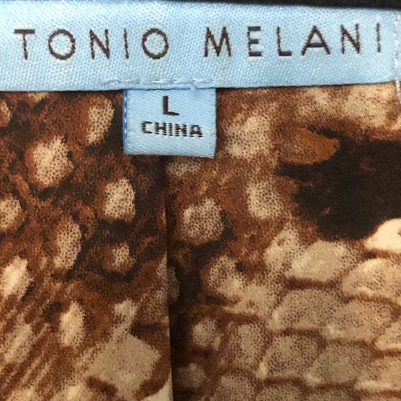 Antonio Melani large silky lined cognac jacket snake print lining zips at wrist - Picture 7 of 16